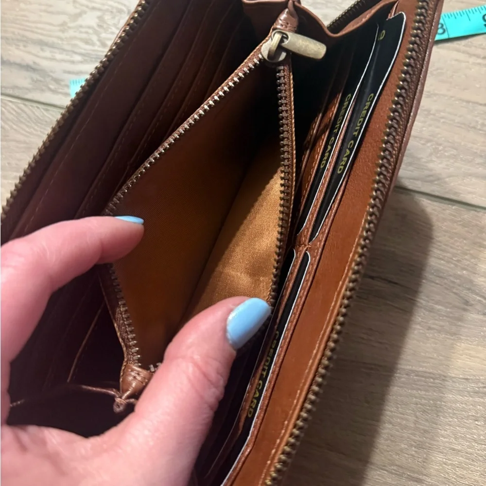 Brown Woven Zip-Around Leather Wallet - Picture 7 of 8